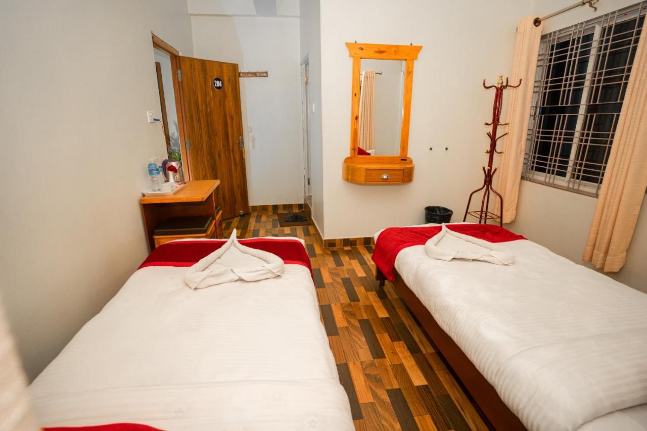Hotel Dela Mount Pokhara Kültér fotó