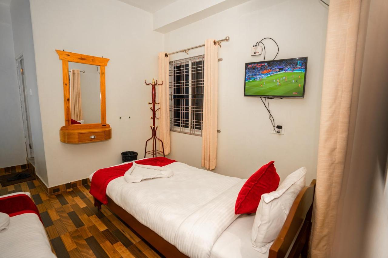 Hotel Dela Mount Pokhara Kültér fotó