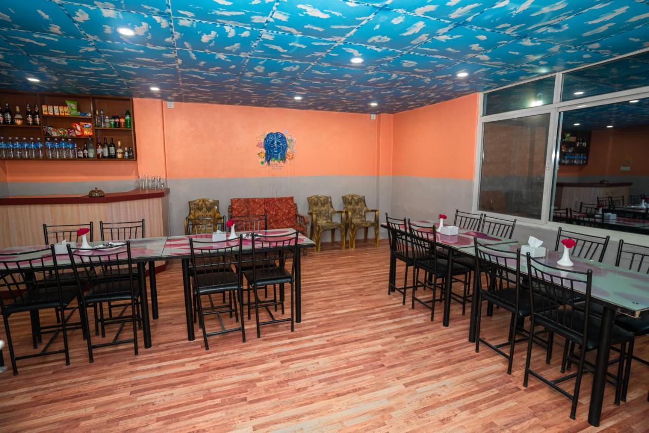 Hotel Dela Mount Pokhara Kültér fotó